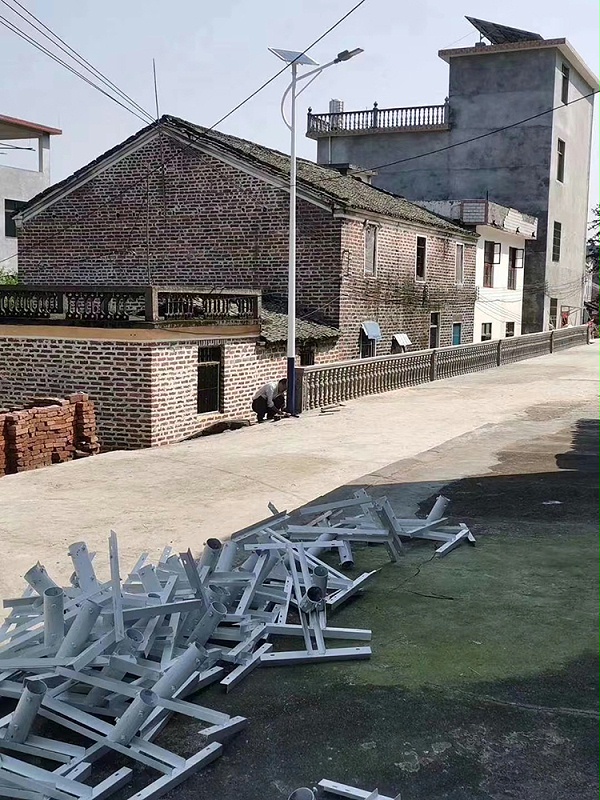 福建太阳能路灯_j9九游会太阳能路灯_新农村太阳能路灯专业厂家