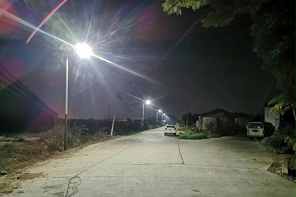 重庆太阳能路灯_农村太阳能路灯_中山j9九游会太阳能路灯厂家
