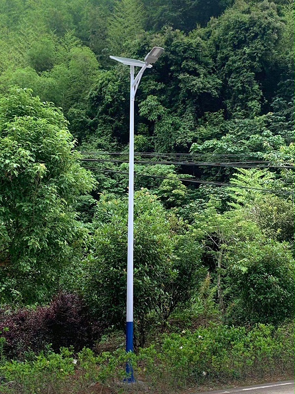 太阳能路灯_乡村太阳能路灯_j9九游会太阳能路灯厂家