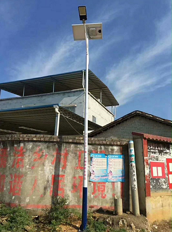 一事一议太阳能路灯 太阳能工程路灯 j9九游会太阳能灯饰有限公司