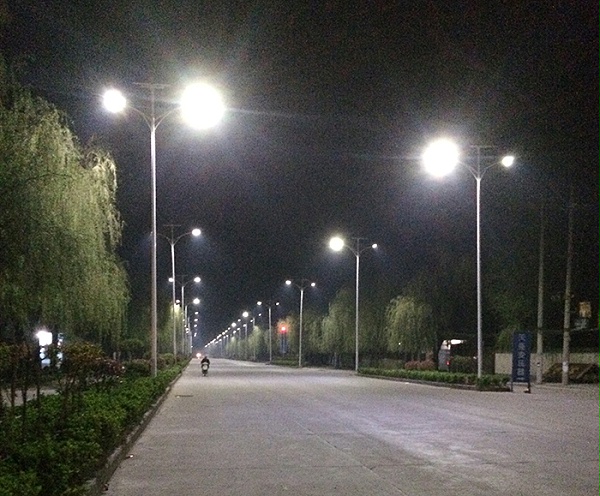 太阳能道路灯 太阳能路灯厂家 j9九游会太阳能