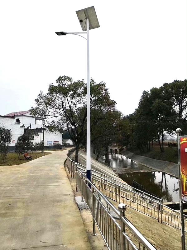 河南太阳能路灯_新农村太阳能路灯_j9九游会太阳能路灯
