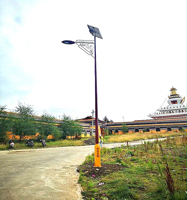 LED太阳能路灯_太阳能特色路灯_j9九游会太阳能庭院路灯