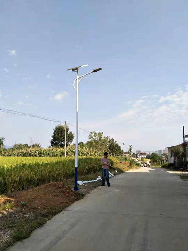 陕西太阳能路灯_led太阳能路灯_j9九游会太阳能路灯厂家