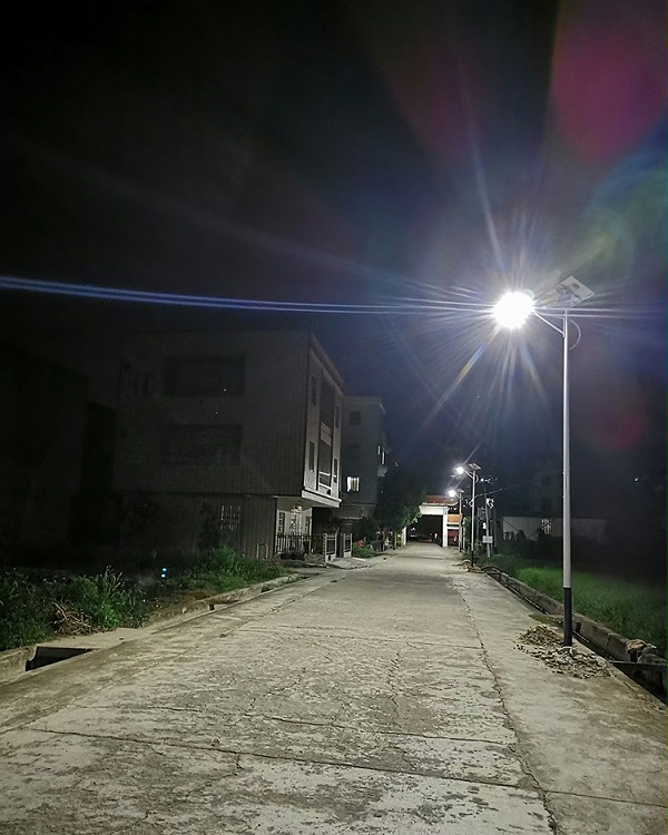 广东太阳能路灯_乡村太阳能路灯_j9九游会
