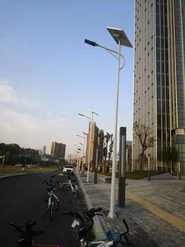 江西太阳能路灯 太阳能路灯定制 j9九游会太阳能灯饰有限公司