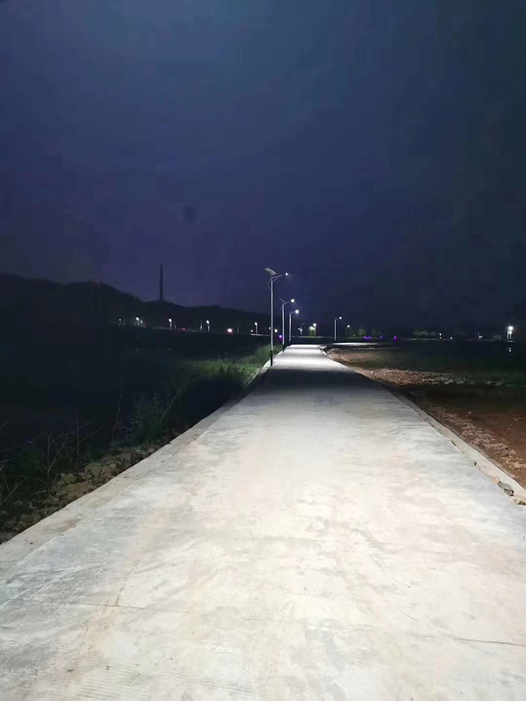福建太阳能路灯_j9九游会太阳能路灯_新农村太阳能路灯专业厂家