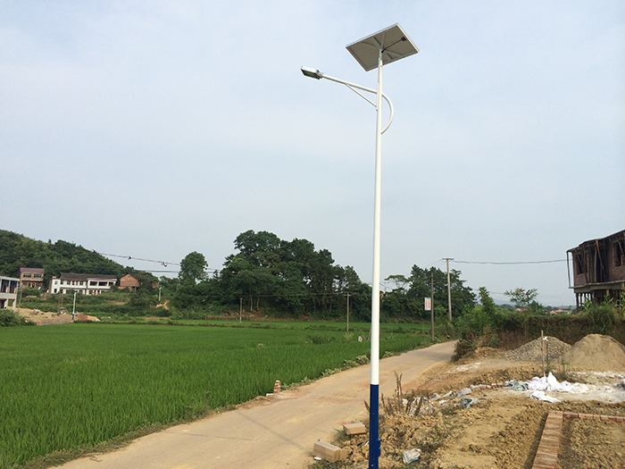 太阳能路灯 太阳能灯具价格 j9九游会太阳能
