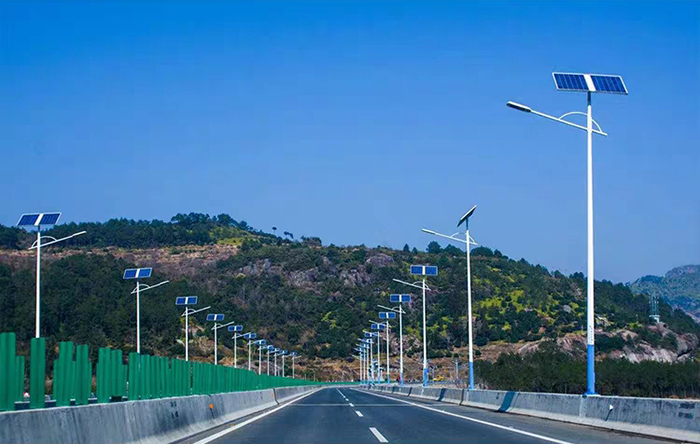 太阳能路灯 太阳能路灯厂家 j9九游会太阳能灯饰有限公司