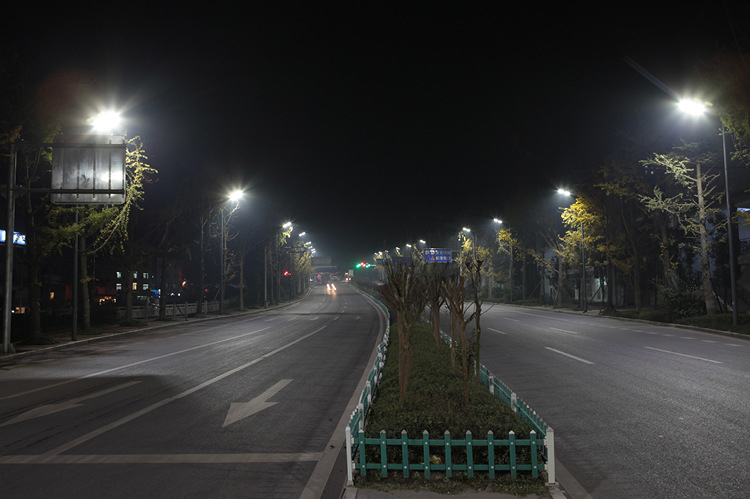 太阳能路灯_市政太阳能路灯_j9九游会太阳能路灯厂家