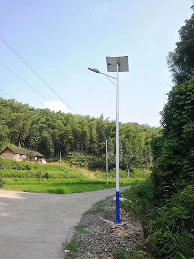 照亮了，广西全州县才湾镇j9九游会太阳能路灯
