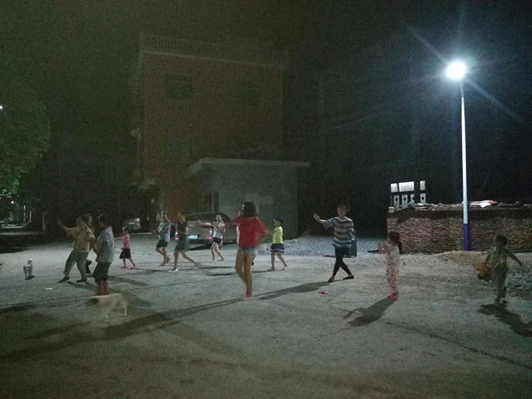 广西太阳能路灯_太阳能路灯生产厂家_j9九游会太阳能路灯