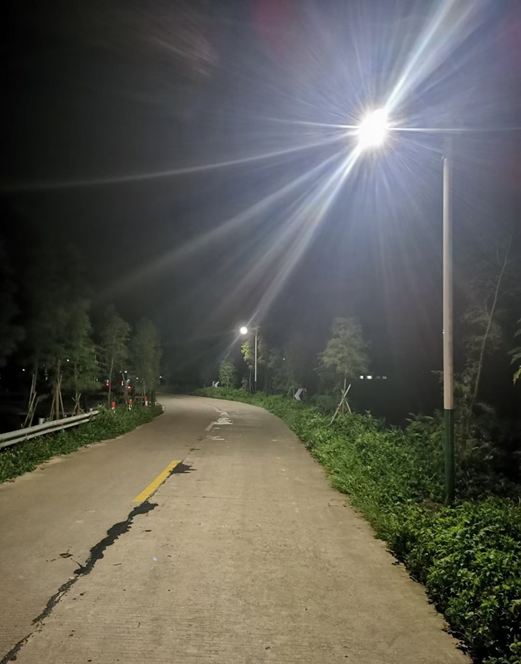 太阳能路灯_四川太阳能路灯_j9九游会