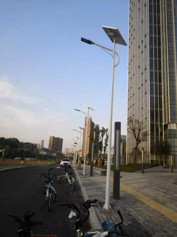 江西太阳能路灯 太阳能路灯定制 j9九游会太阳能灯饰有限公司